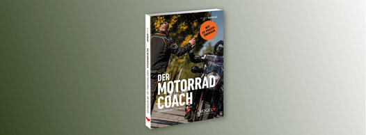 Motorrad Coach Buch freigestellt