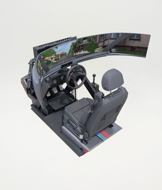 Simulator Premium von schräg oben ohne Schüler vor grauem Hintergrund